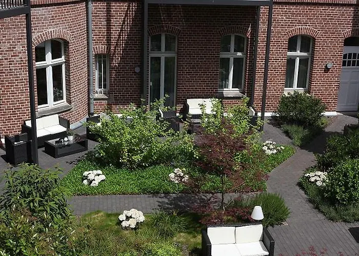 The Red - Living By The Rhine Aparthotel 5*