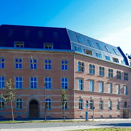 The Red - Living Suites By The Rhine 5* Düsseldorf
