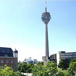 The Red - Living By The Rhine 5*
