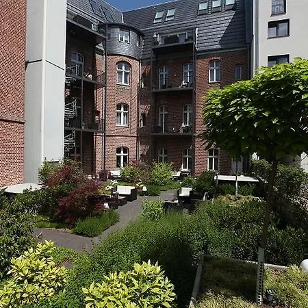 Apartmanhotel The Red - Living By The Rhine