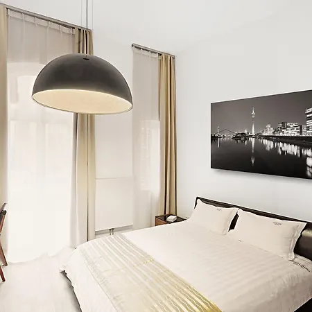 Apartmanhotel The Red - Living By The Rhine Düsseldorf