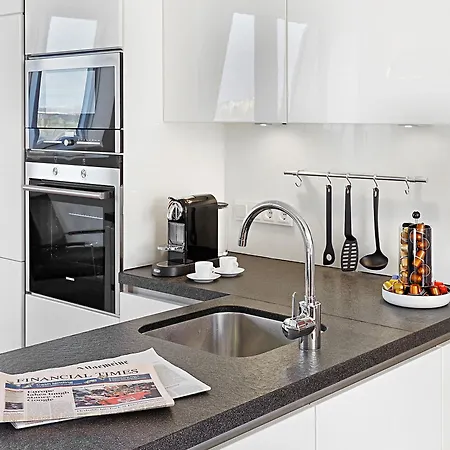 The Red - Living By The Rhine Apartmanhotel 5*