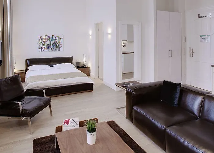 The Red - Living Suites By The Rhine Aparthotel