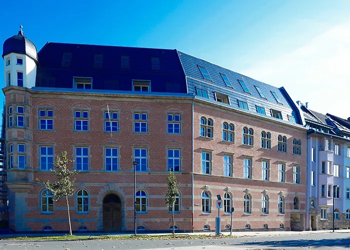 The Red - Living By The Rhine 5* 杜塞尔多夫