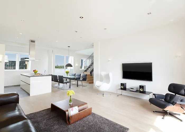 The Red - Living Suites By The Rhine 5*