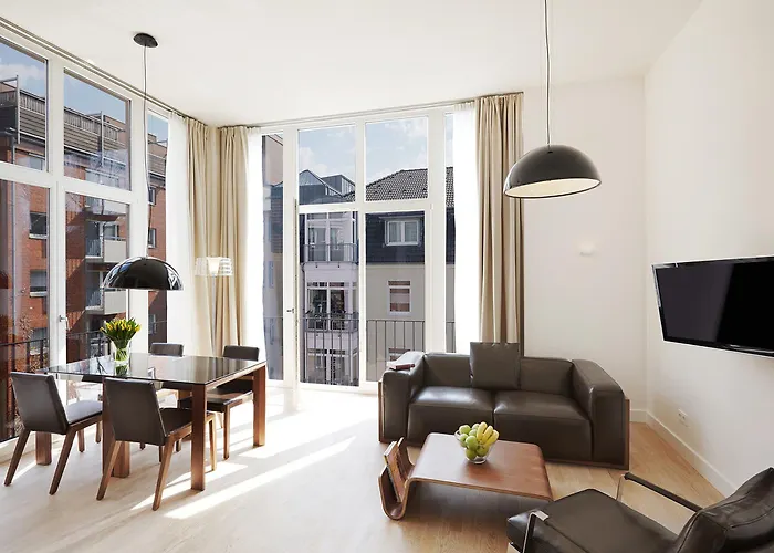 The Red - Living By The Rhine Aparthotel