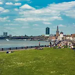 Aparthotel The Red - Living By The Rhine