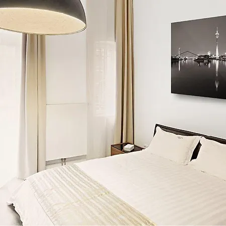 The Red - Living Suites By The Rhine Lejlighedshotel