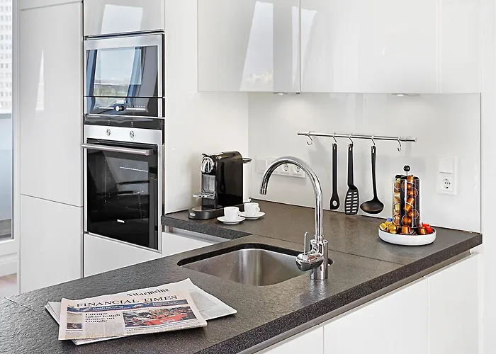 The Red - Living By The Rhine Apartahotel 5*